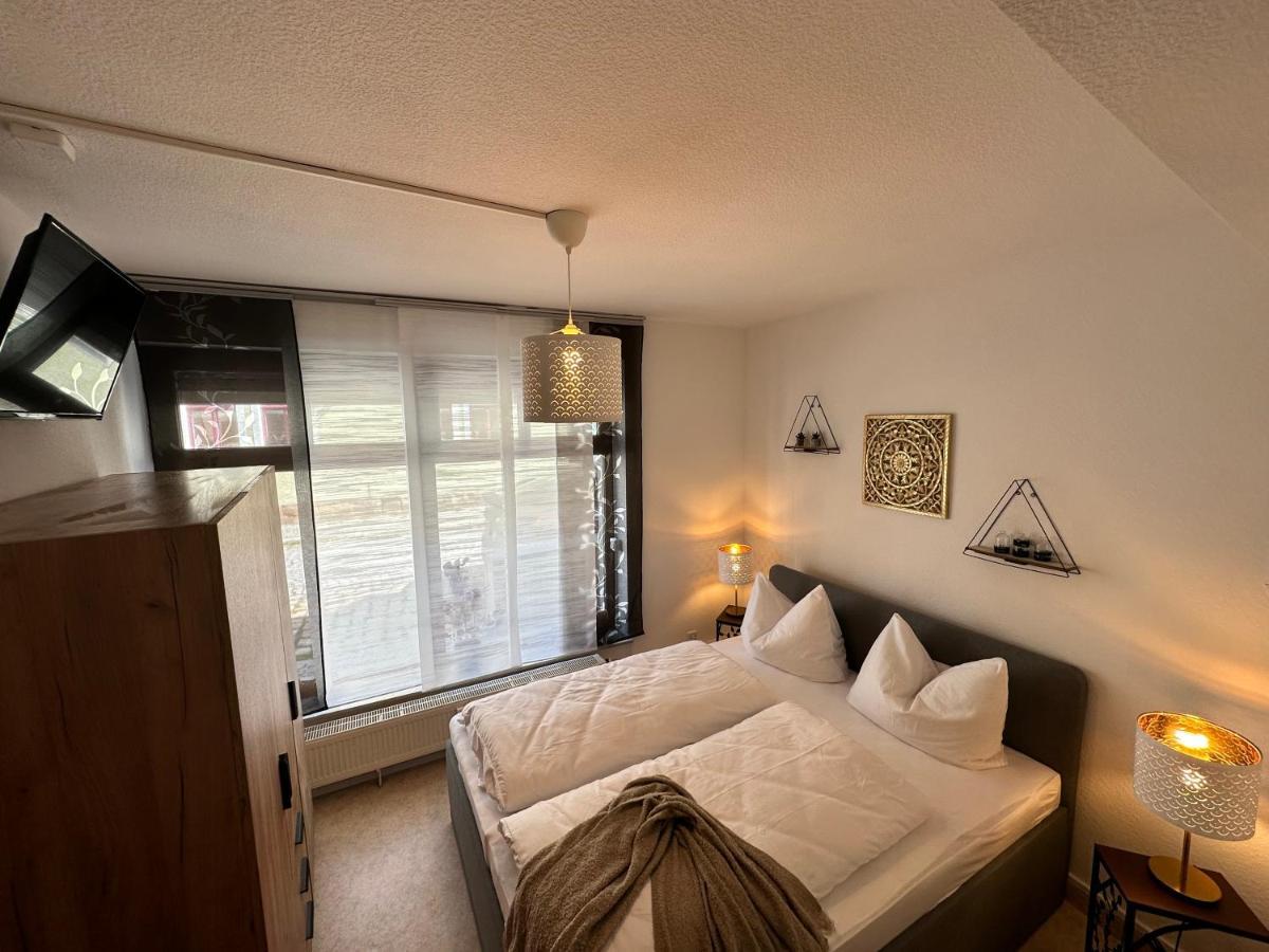 Ferienwohnung Naumburger Charme "Goldener Steiger" Naumburg  Exterior foto